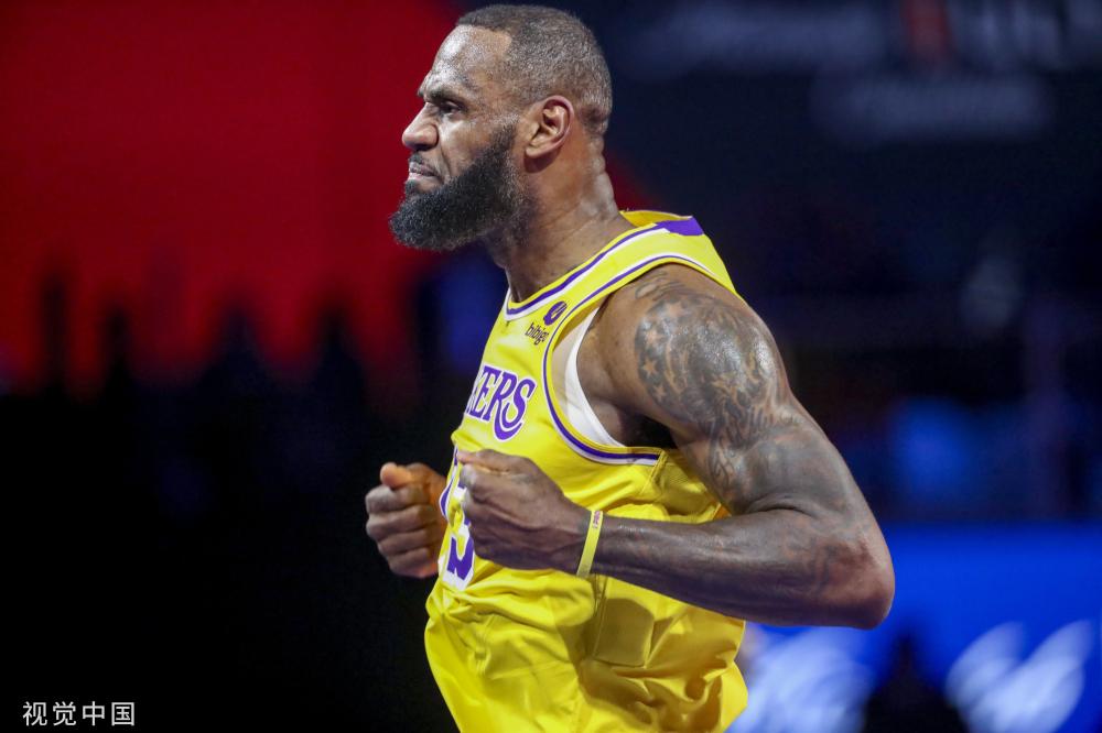 在足球比赛 在足球比赛