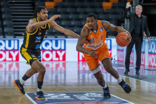 颇具争议但 颇具争议但